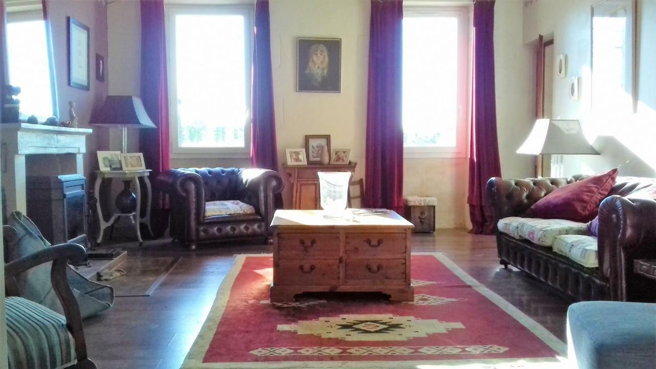Maison Lavande Bed and Breakfast Saint-Jean-dʼAngély Zewnętrze zdjęcie