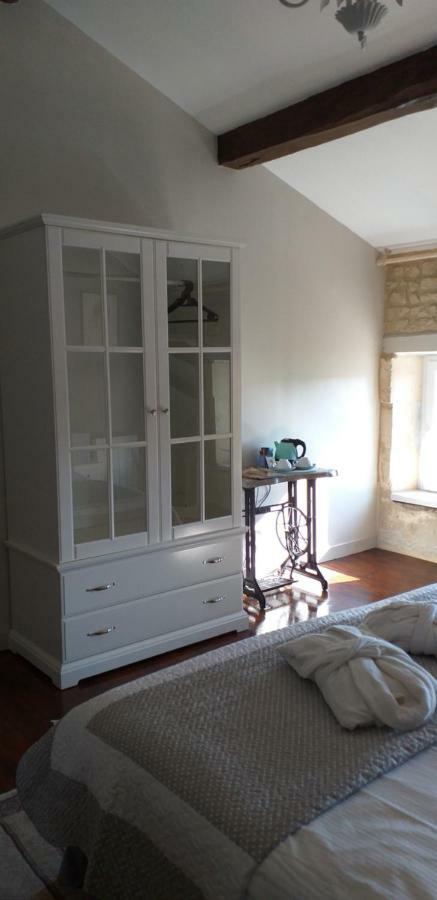 Maison Lavande Bed and Breakfast Saint-Jean-dʼAngély Zewnętrze zdjęcie